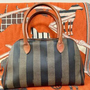 FENDI ❤️🌟PEQUIN BAG ⭐️